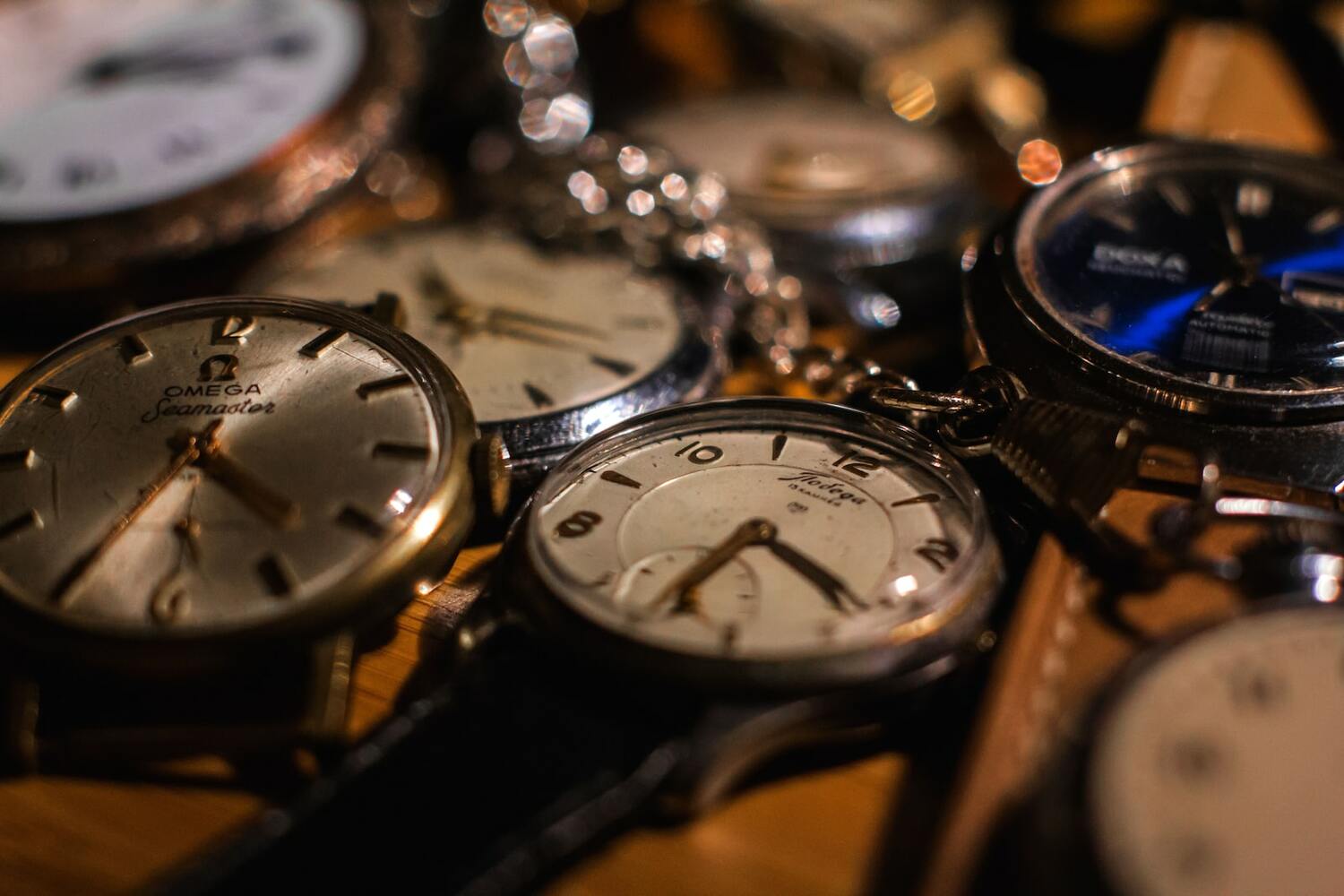 ceasuri vechi, antice